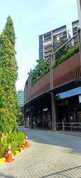 The Venue Shoppes (D13), Retail #441896571